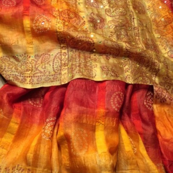 Indian/Pakistani/Bollywood Mirrorwork Gharchola/Bandhini Style Saree & Blouse - Picture 2 of 13